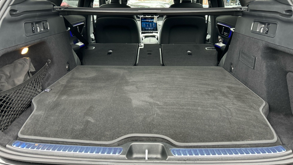 Mercedes-Benz GLC 300e 4Matic AMG Line Prem Plus 5dr 9G-Tronic Estate - Image 45