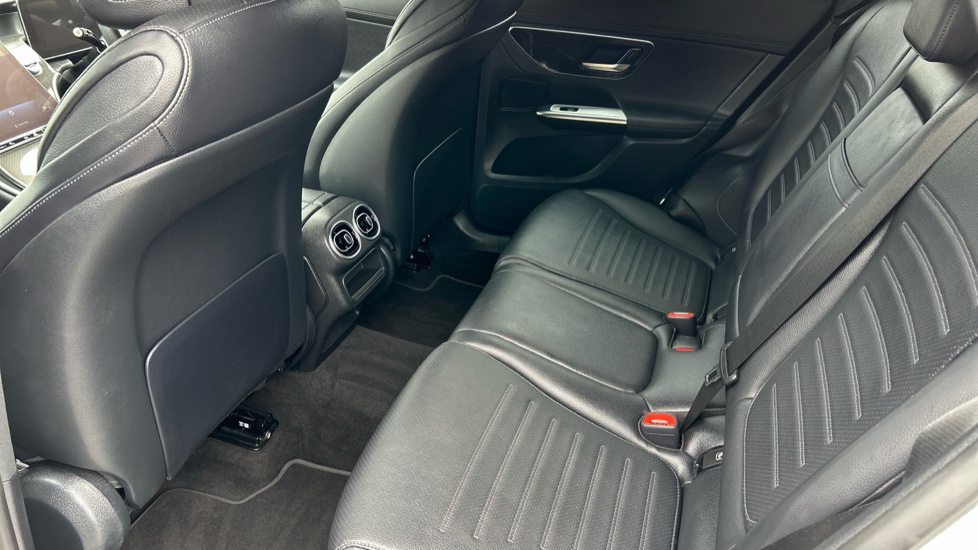 Mercedes-Benz GLC 300 4Matic AMG Line 5dr 9G-Tronic Petrol Estate - Image 16