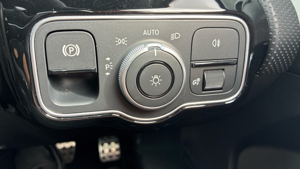 Mercedes-Benz A-Class A200 AMG Line Executive 5dr Auto Petrol Hatchback - Image 32