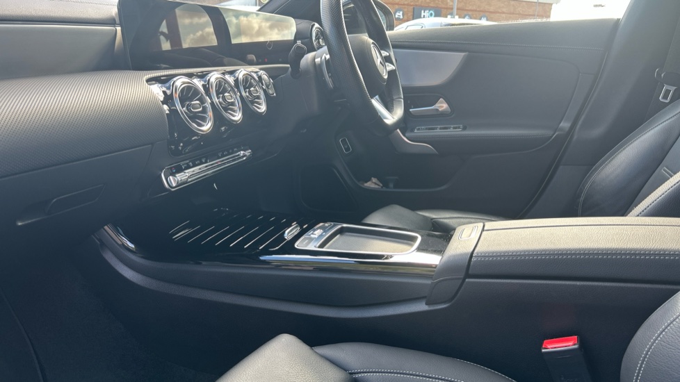Mercedes-Benz CLA 180 AMG Line Premium Plus 4dr Tip Auto Petrol Saloon - Image 13
