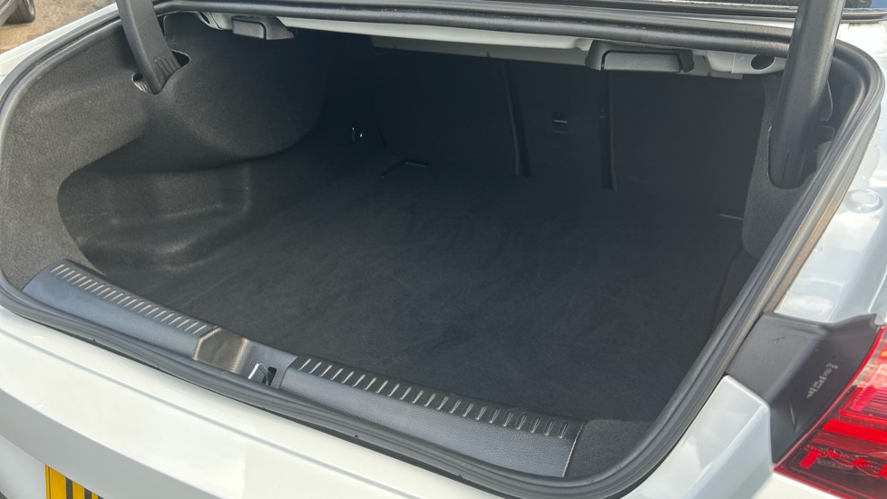 Mercedes-Benz CLA 180 AMG Line Premium Plus 4dr Tip Auto Petrol Saloon - Image 35
