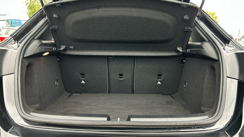 Mercedes-Benz A-Class A200 AMG Line Executive 5dr Auto Petrol Hatchback - Image 4