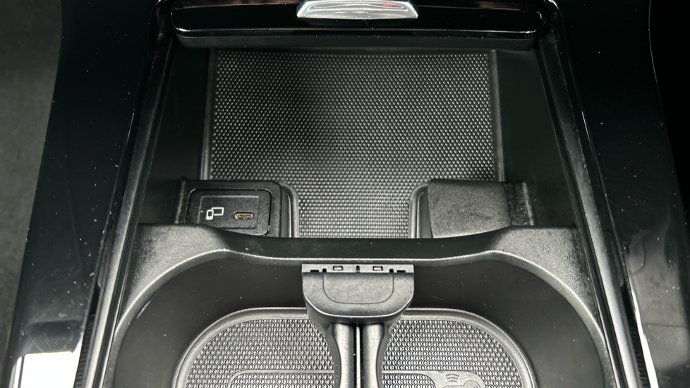 Mercedes-Benz A-Class A200 AMG Line Executive 5dr Auto Petrol Hatchback - Image 27