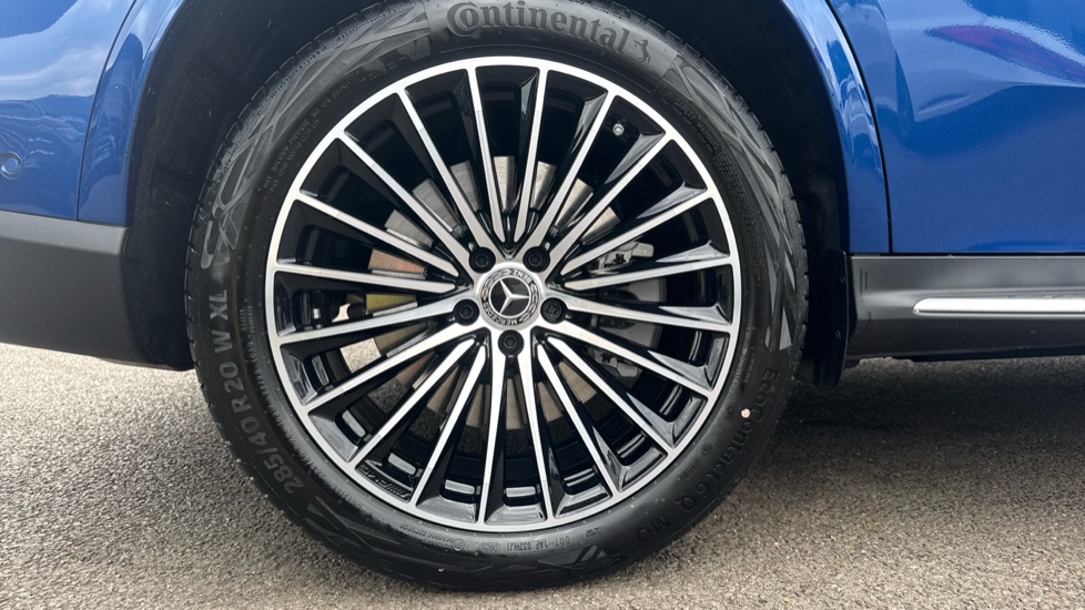 Mercedes-Benz GLC 300de 4Matic AMG Line Premium + 5dr 9G-Tronic Estate - Image 7