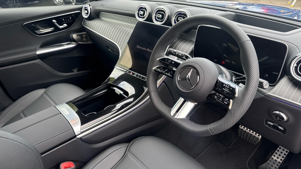 Mercedes-Benz GLC 300de 4Matic AMG Line Premium + 5dr 9G-Tronic Estate - Image 11
