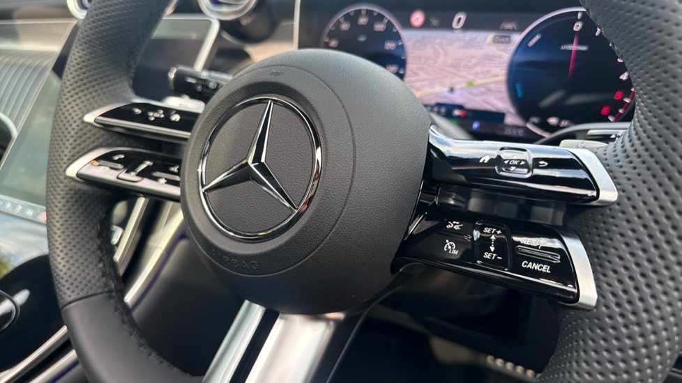 Mercedes-Benz GLC 300de 4Matic AMG Line Premium + 5dr 9G-Tronic Estate - Image 39