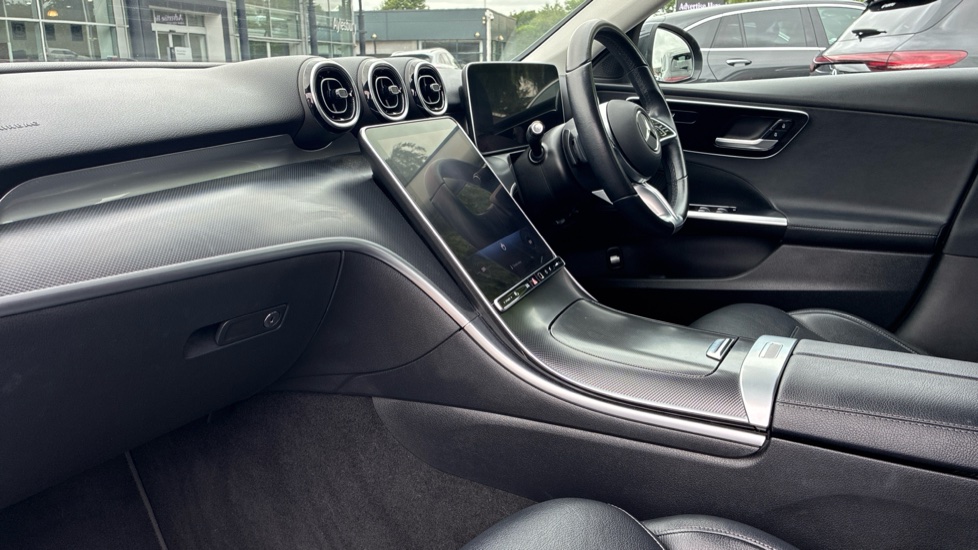 Mercedes-Benz C-Class C200 Sport 4dr 9G-Tronic Petrol Saloon - Image 9