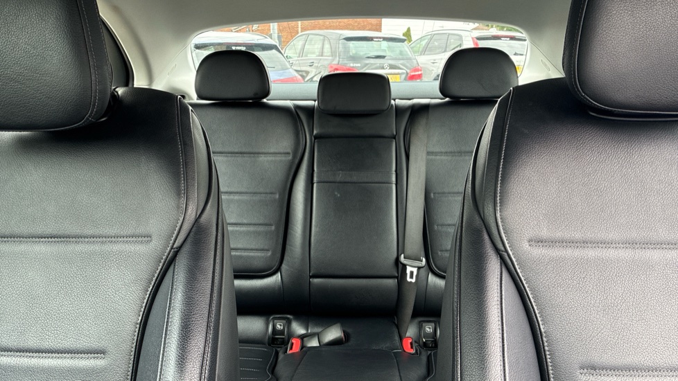 Mercedes-Benz C-Class C200 Sport 4dr 9G-Tronic Petrol Saloon - Image 15
