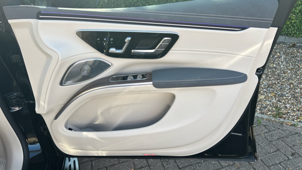 Mercedes-Benz Eqs 450 4M 265kW Business Class 118kWh 5dr Auto Electric Estate - Image 44