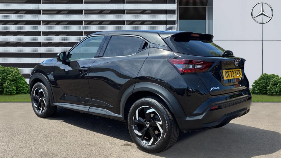 Nissan Juke 1.0 DiG-T 114 N-Connecta 5dr DCT Petrol Hatchback - Image 2