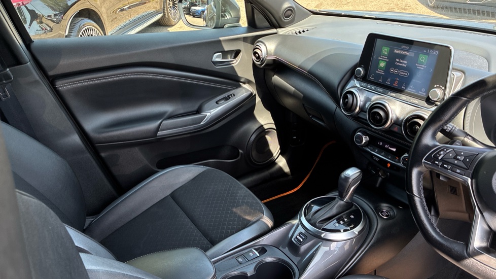 Nissan Juke 1.0 DiG-T 114 N-Connecta 5dr DCT Petrol Hatchback - Image 14