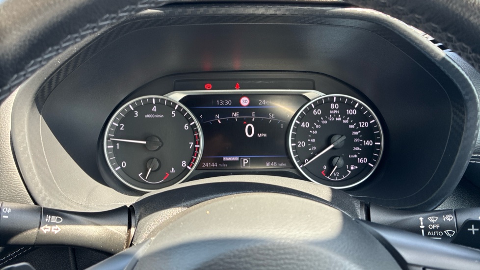Nissan Juke 1.0 DiG-T 114 N-Connecta 5dr DCT Petrol Hatchback - Image 18