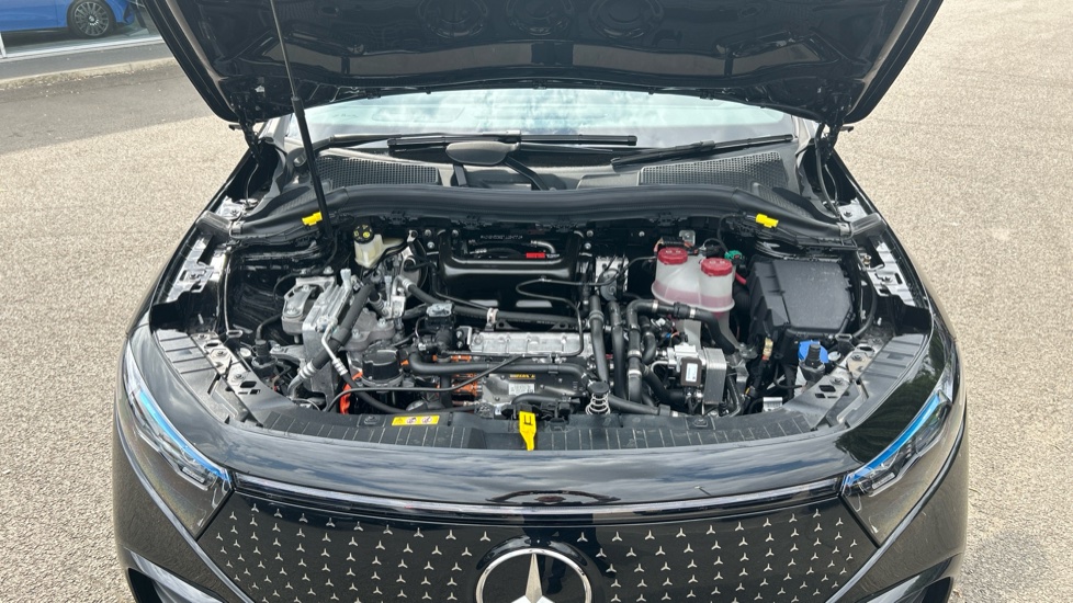 Mercedes-Benz Eqa 250+ 140kW AMG Line Prem Plus 70.5kWh 5dr Auto Electric Hatchback - Image 8