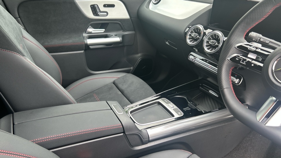 Mercedes-Benz Eqa 250+ 140kW AMG Line Prem Plus 70.5kWh 5dr Auto Electric Hatchback - Image 14