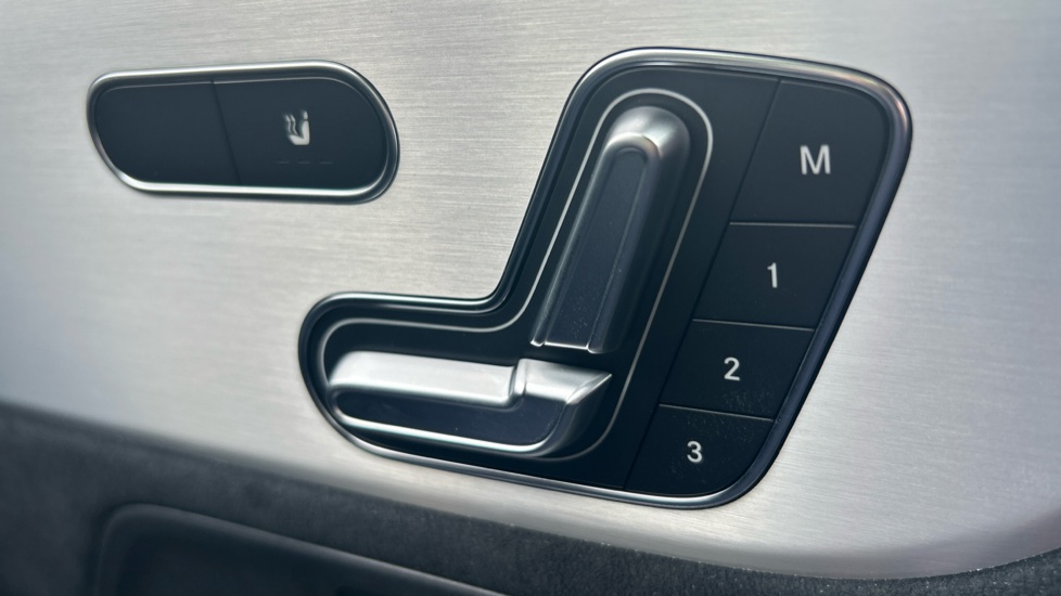 Mercedes-Benz Eqa 250+ 140kW AMG Line Prem Plus 70.5kWh 5dr Auto Electric Hatchback - Image 25