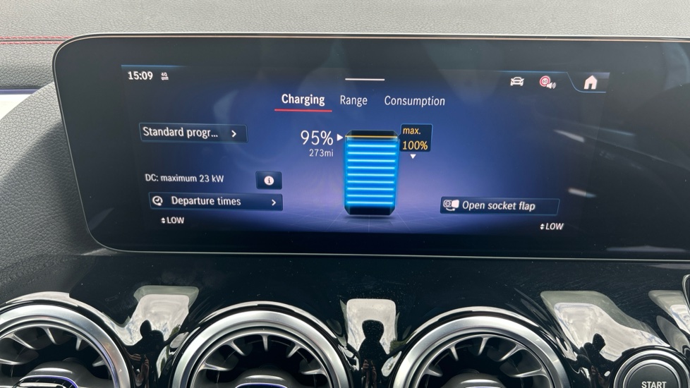 Mercedes-Benz Eqa 250+ 140kW AMG Line Prem Plus 70.5kWh 5dr Auto Electric Hatchback - Image 31