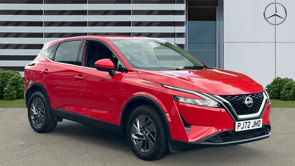 Nissan Qashqai 1.3 DiG-T MH 158 Acenta Premium 5dr Xtronic Petrol Hatchback - Image 1