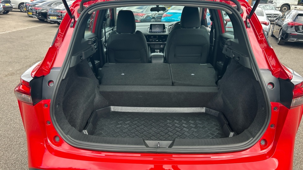Nissan Qashqai 1.3 DiG-T MH 158 Acenta Premium 5dr Xtronic Petrol Hatchback - Image 40