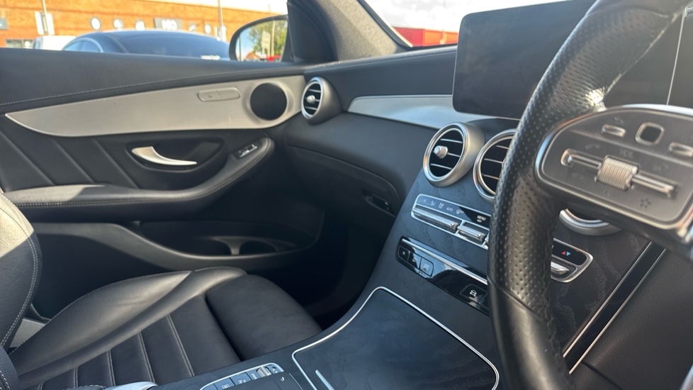 Mercedes-Benz GLC Coupe GLC 300d 4Matic AMG Line Premium 5dr 9G-Tronic Diesel Estate - Image 14