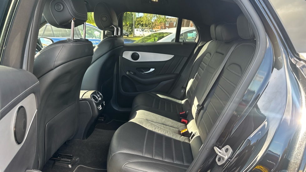 Mercedes-Benz GLC Coupe GLC 300d 4Matic AMG Line Premium 5dr 9G-Tronic Diesel Estate - Image 16