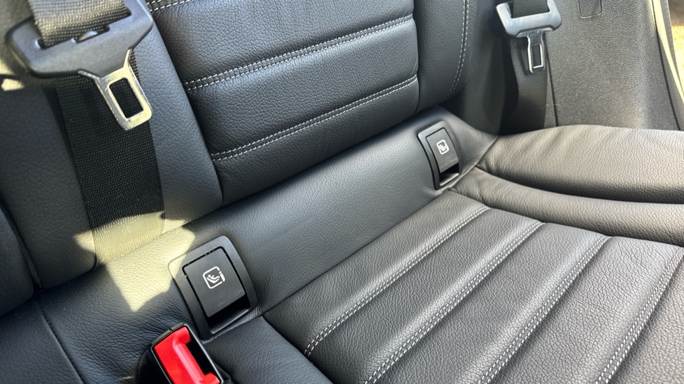 Mercedes-Benz GLC Coupe GLC 300d 4Matic AMG Line Premium 5dr 9G-Tronic Diesel Estate - Image 21