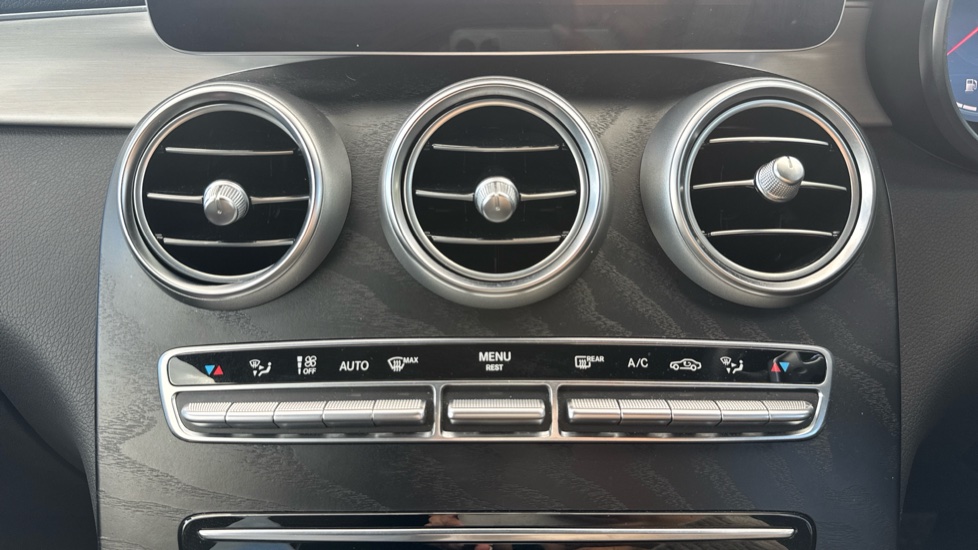 Mercedes-Benz GLC Coupe GLC 300d 4Matic AMG Line Premium 5dr 9G-Tronic Diesel Estate - Image 39