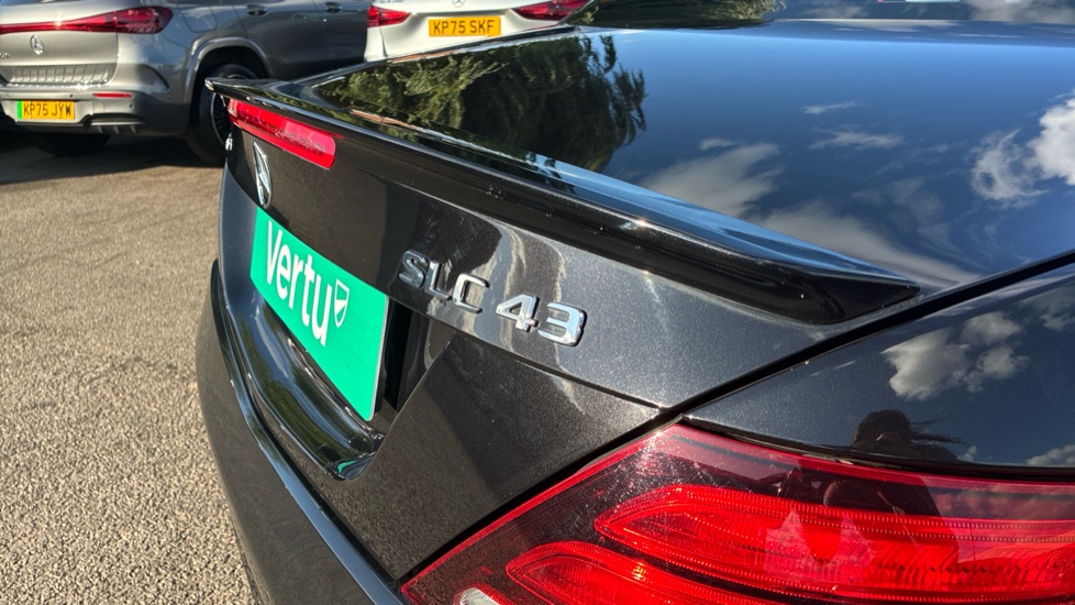 Mercedes-AMG SLC 43 2dr 9G-Tronic Petrol Roadster - Image 22