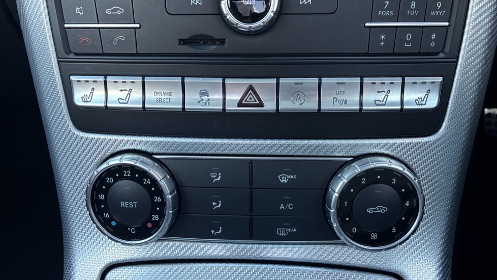 Mercedes-AMG SLC 43 2dr 9G-Tronic Petrol Roadster - Image 29