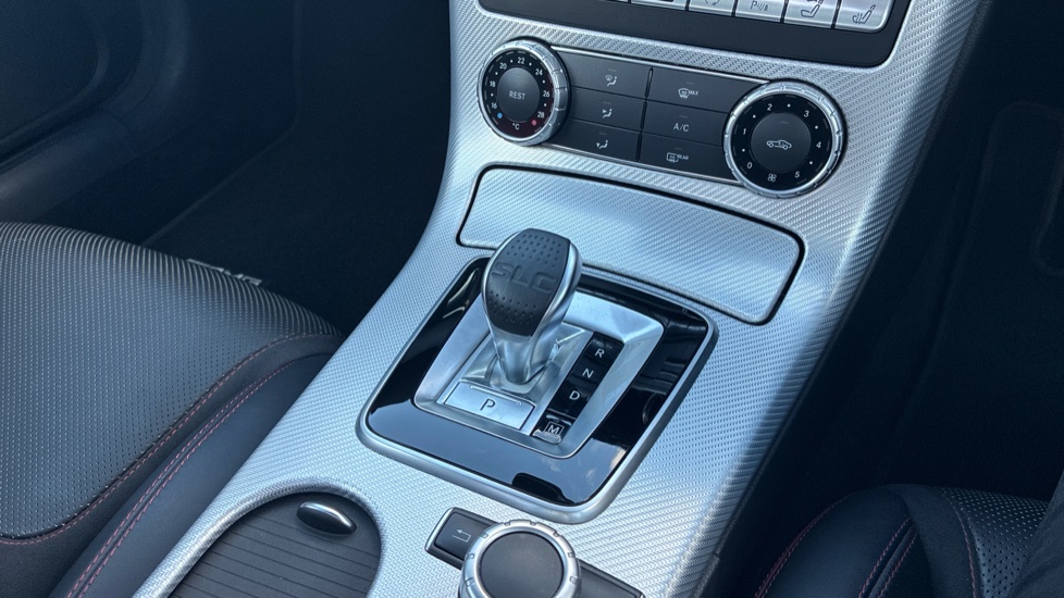 Mercedes-AMG SLC 43 2dr 9G-Tronic Petrol Roadster - Image 30
