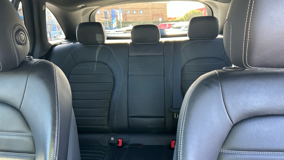 Mercedes-Benz GLC 220d 4Matic AMG Line Premium 5dr 9G-Tronic Diesel Estate - Image 15