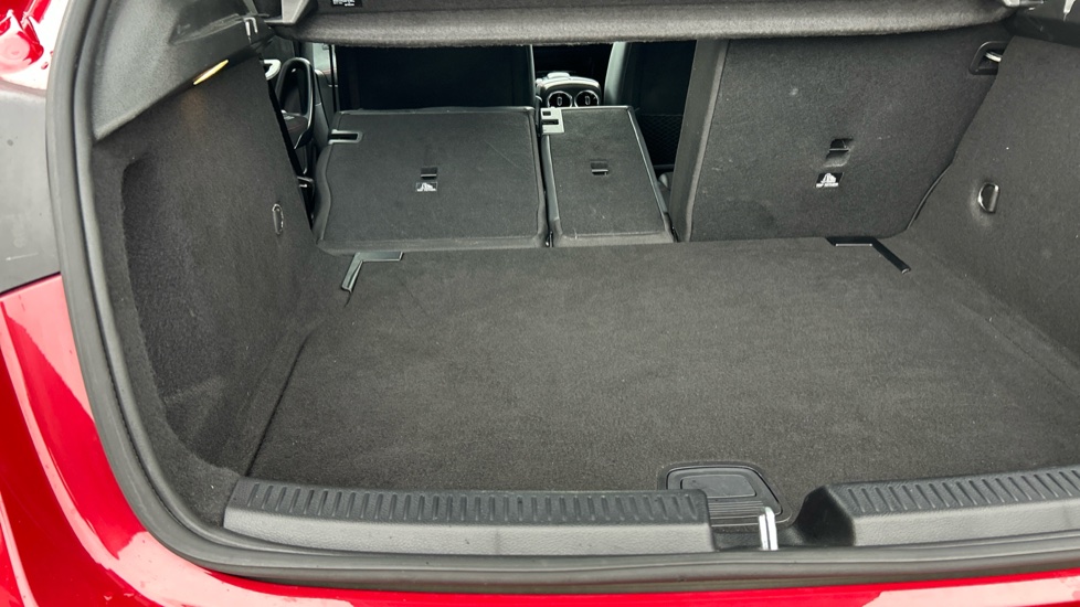 Mercedes-Benz A-Class A200 AMG Line Executive 5dr Auto Petrol Hatchback - Image 48