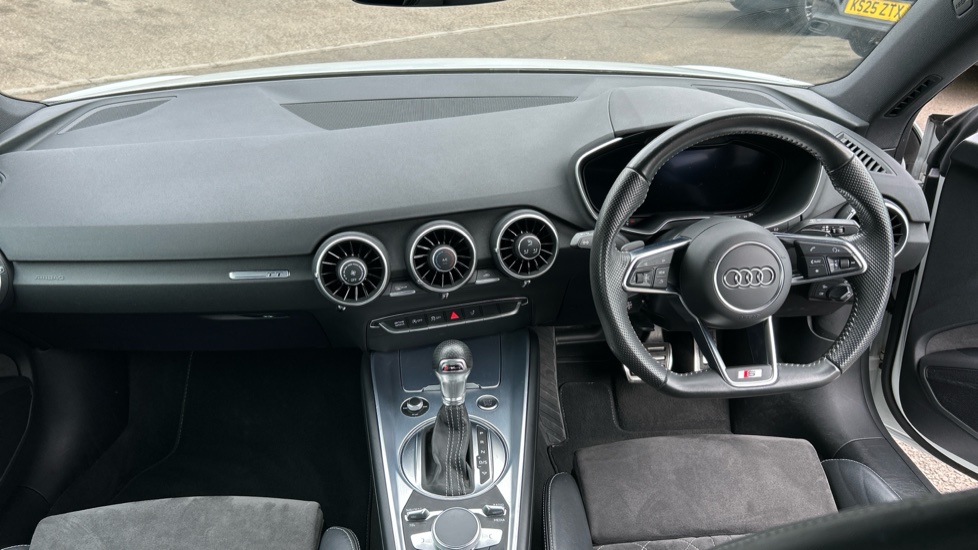 Audi TT 40 TFSI S Line 2dr S Tronic Petrol Coupe - Image 10