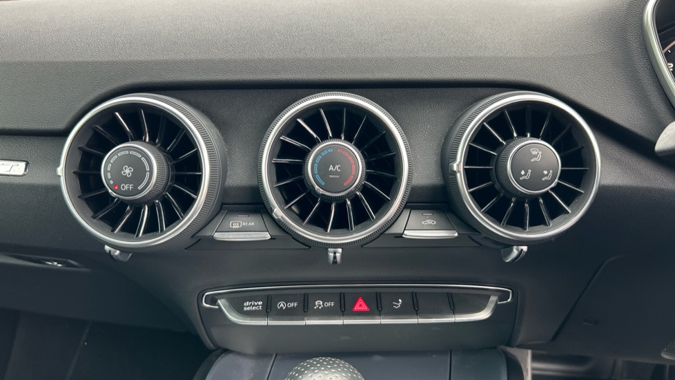 Audi TT 40 TFSI S Line 2dr S Tronic Petrol Coupe - Image 12