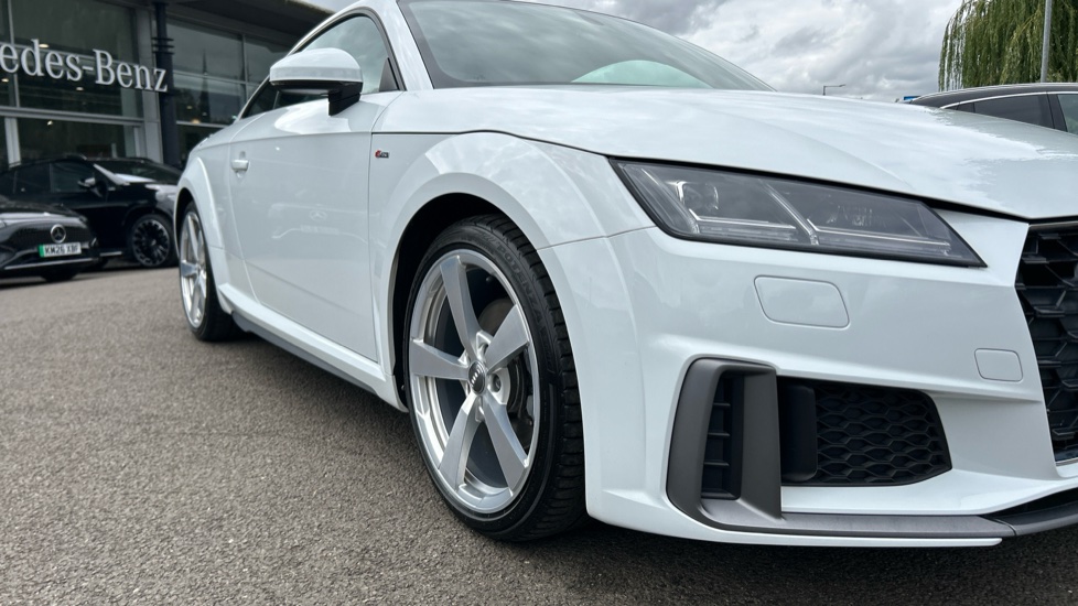 Audi TT 40 TFSI S Line 2dr S Tronic Petrol Coupe - Image 21