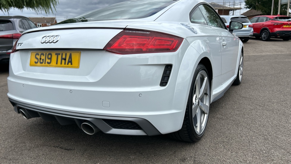 Audi TT 40 TFSI S Line 2dr S Tronic Petrol Coupe - Image 22
