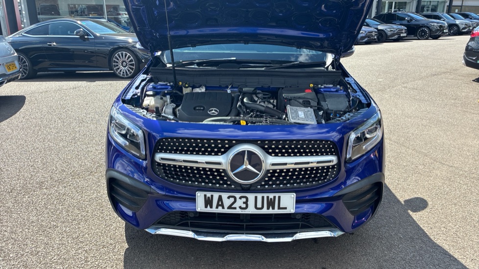 Mercedes-Benz GLB 200 AMG Line Executive 5dr 7G-Tronic Petrol Estate - Image 8
