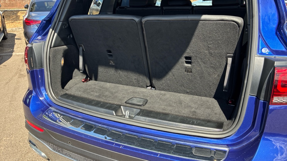Mercedes-Benz GLB 200 AMG Line Executive 5dr 7G-Tronic Petrol Estate - Image 29