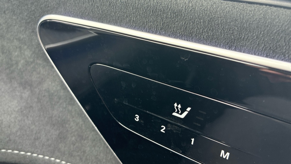Mercedes-Benz Eqe 350 215kW AMG Line Premium 89kWh 4dr Auto Electric Saloon - Image 24
