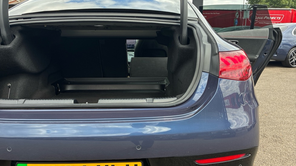 Mercedes-Benz Eqe 350 215kW AMG Line Premium 89kWh 4dr Auto Electric Saloon - Image 38