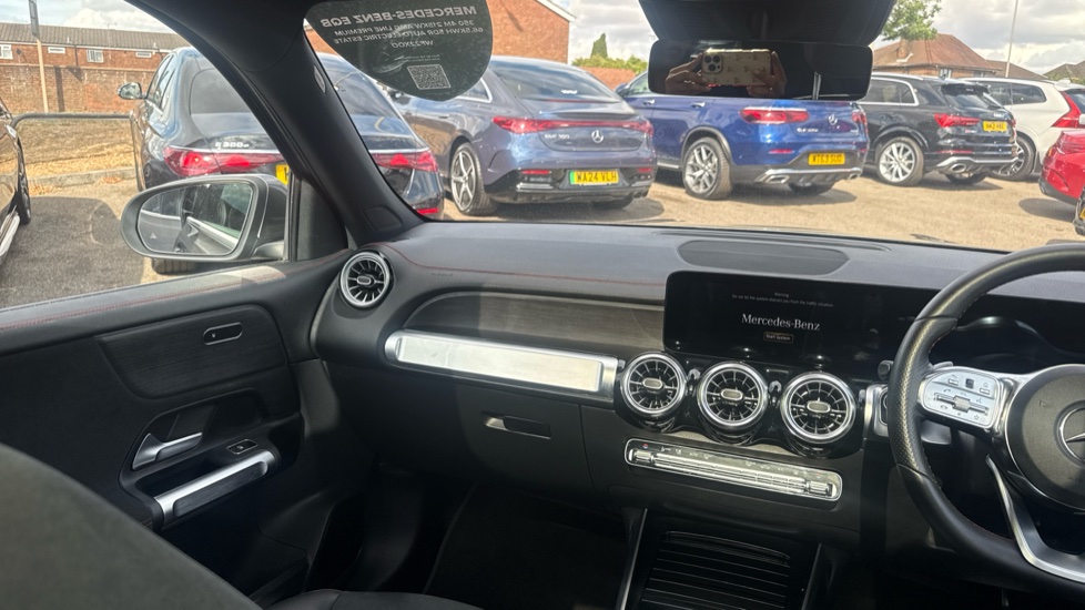 Mercedes-Benz Eqb 350 4M 215kW AMG Line Premium 66.5kWh 5dr Auto Electric Estate - Image 14