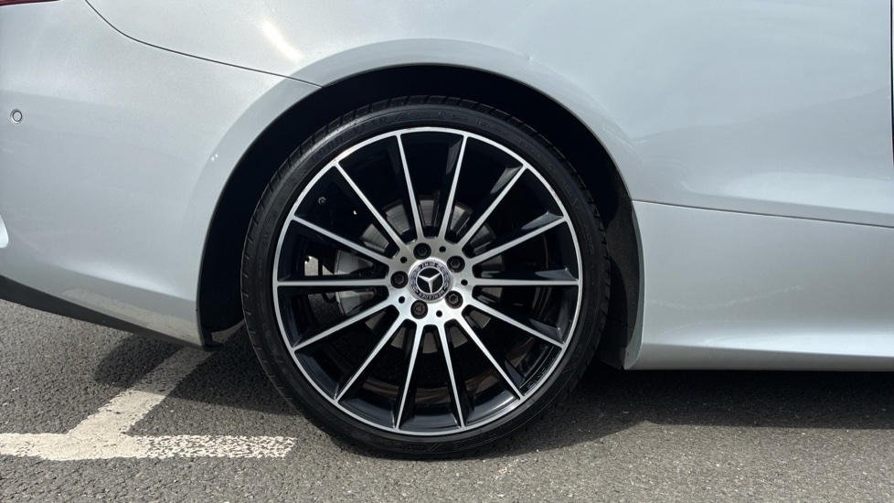 Mercedes-Benz E-Class E220d AMG Line Premium Plus 2dr 9G-Tronic Diesel Coupe - Image 7