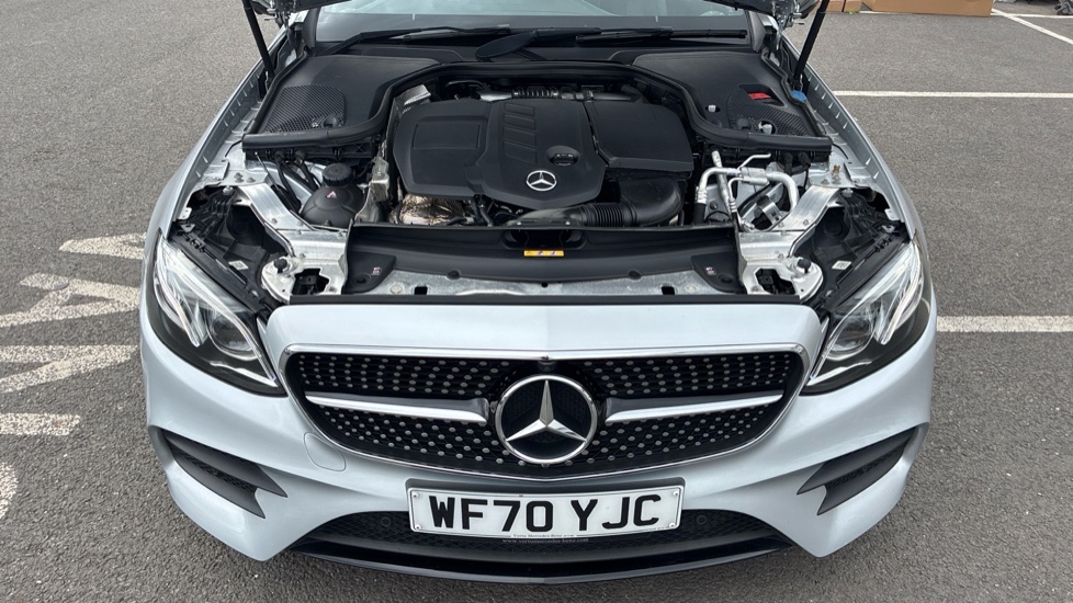 Mercedes-Benz E-Class E220d AMG Line Premium Plus 2dr 9G-Tronic Diesel Coupe - Image 8