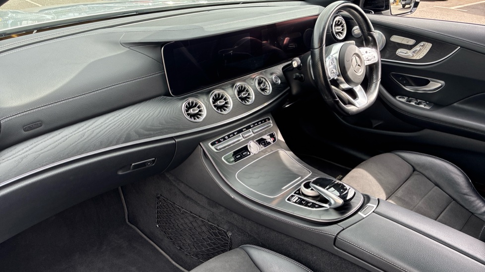Mercedes-Benz E-Class E220d AMG Line Premium Plus 2dr 9G-Tronic Diesel Coupe - Image 9