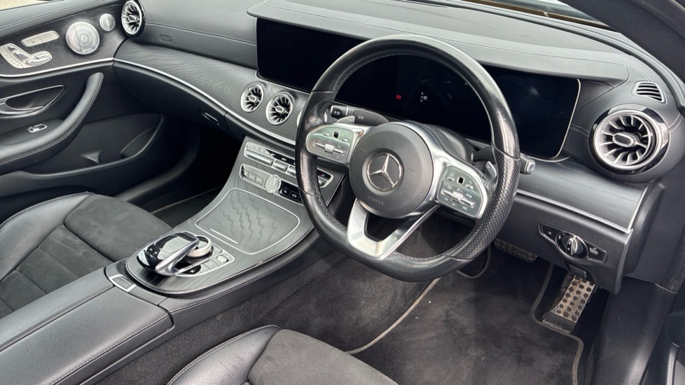 Mercedes-Benz E-Class E220d AMG Line Premium Plus 2dr 9G-Tronic Diesel Coupe - Image 11