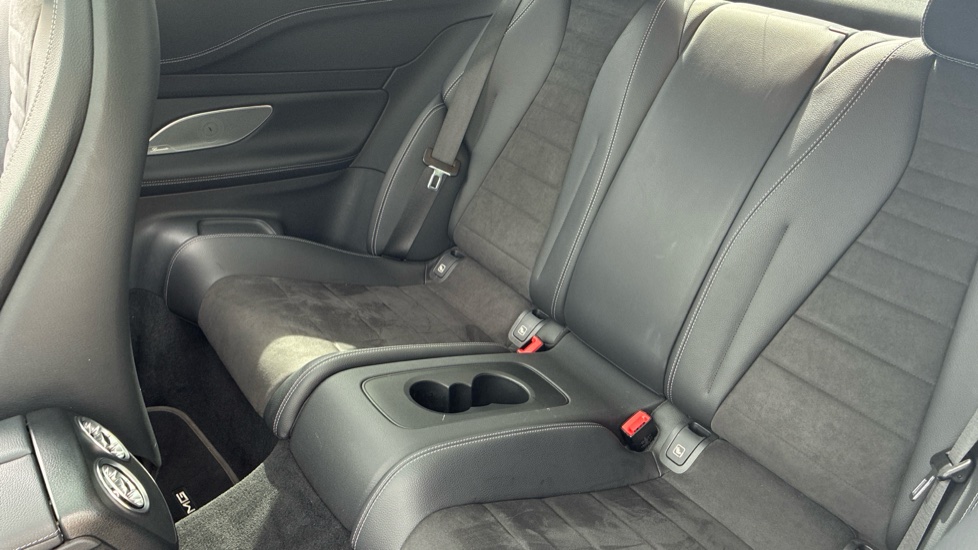 Mercedes-Benz E-Class E220d AMG Line Premium Plus 2dr 9G-Tronic Diesel Coupe - Image 16