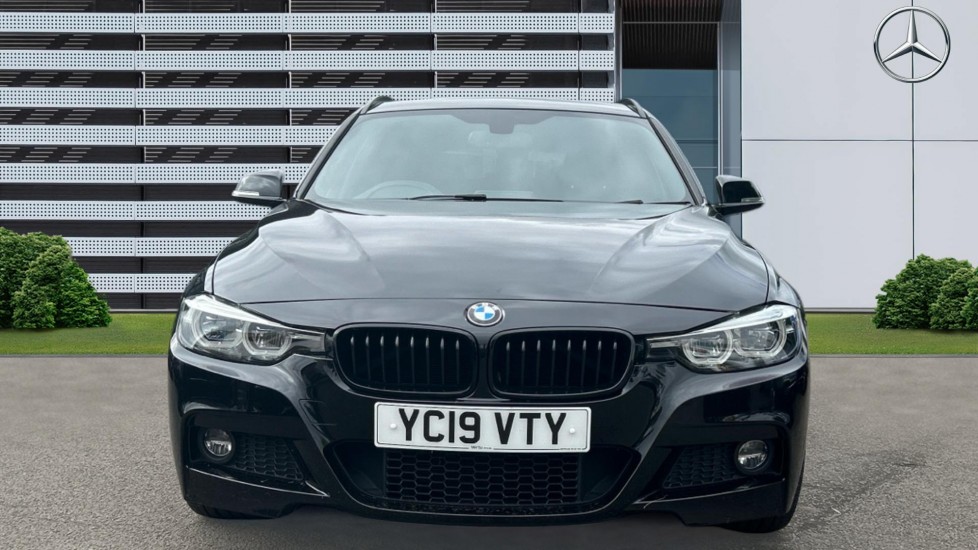 BMW 3 Series 320i M Sport Shadow Edition 5dr Step Auto Petrol Estate - Image 3