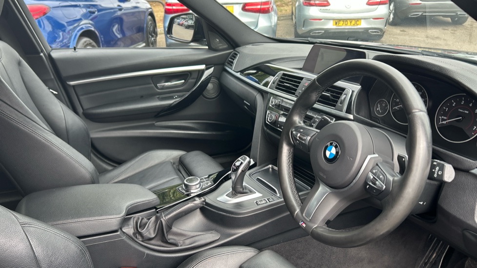 BMW 3 Series 320i M Sport Shadow Edition 5dr Step Auto Petrol Estate - Image 11