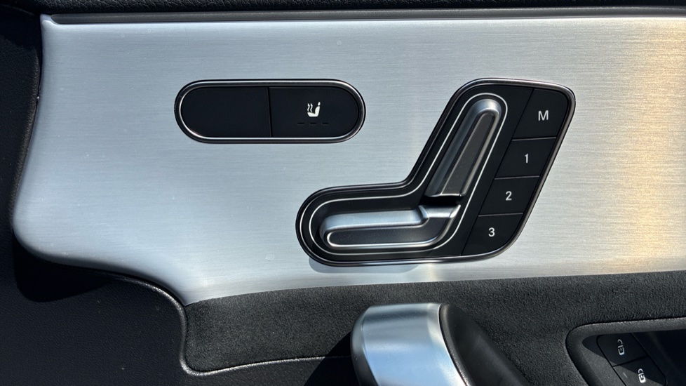 Mercedes-Benz CLA 180 AMG Line Premium 4dr Tip Auto Petrol Saloon - Image 30