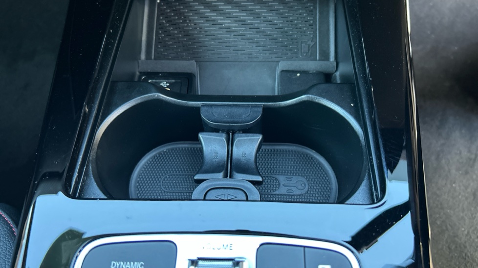 Mercedes-Benz A-Class A250e AMG Line Premium Plus 5dr Auto Hatchback - Image 28