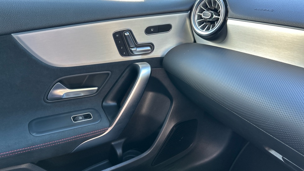 Mercedes-Benz A-Class A250e AMG Line Premium Plus 5dr Auto Hatchback - Image 31